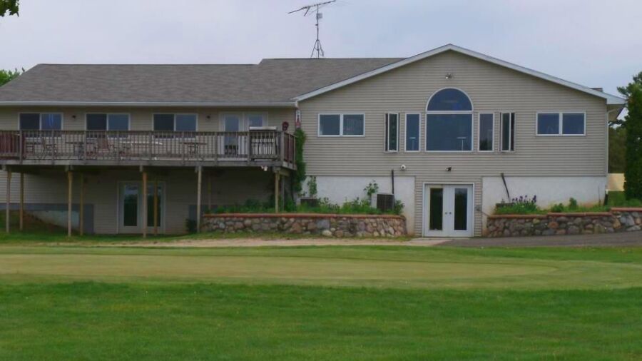 Hidden Waters GC: Clubhouse