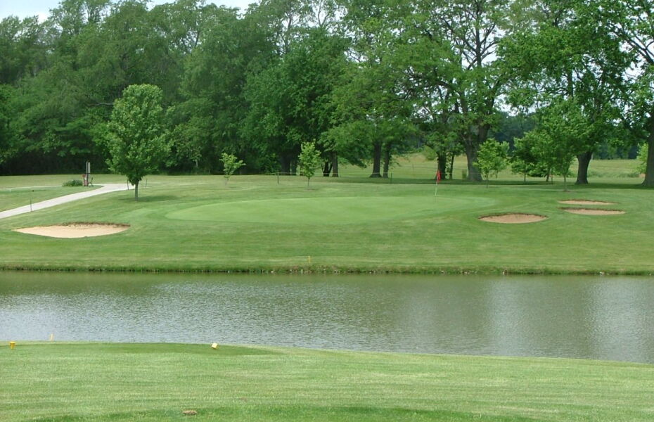Country Hills GC 6