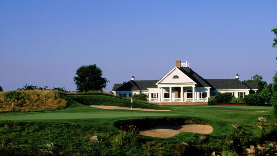 Raspberry Falls Golf & Hunt Club: Clubhouse