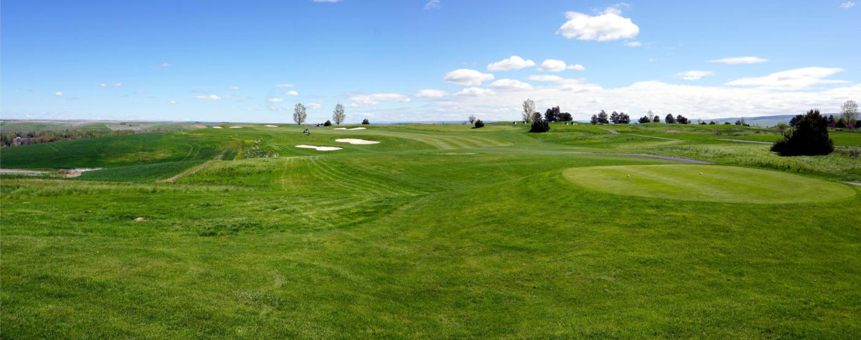 Wildhorse Resort GC, Hole 2, Par 4, 371 yds (Photo submitted by DYakimec on 05/06/2019)