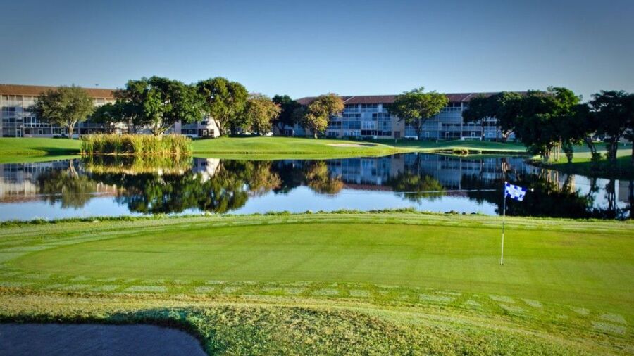 Flamingo Lakes CC
