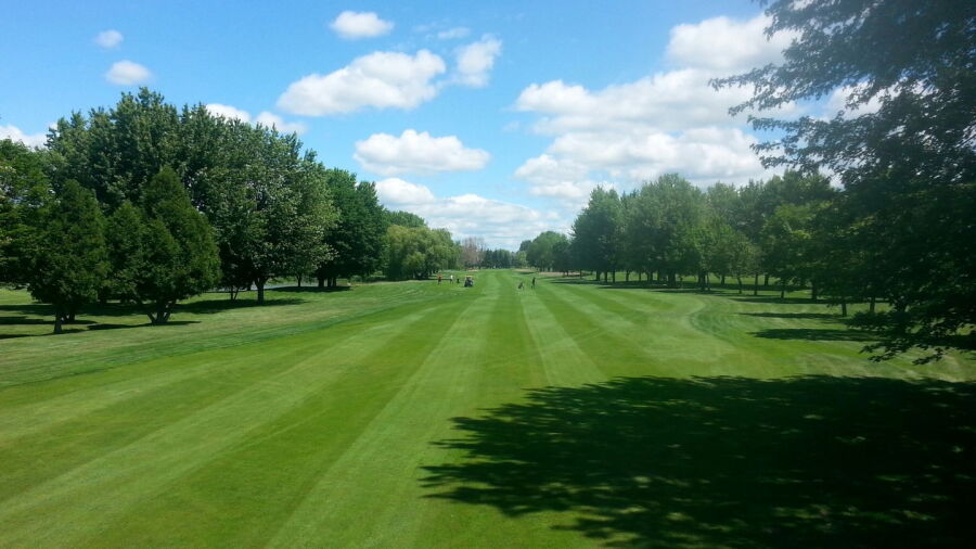 Club de Golf Brossard: #17