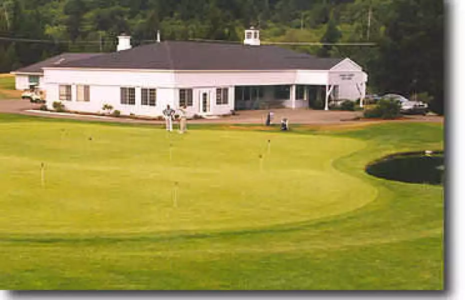 Ocean Dunes Putting Green