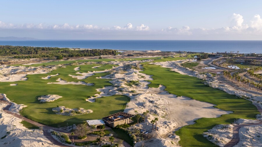 Costa Palmas - aerial range