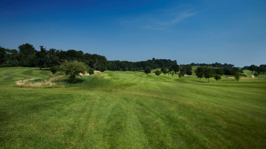 9th fairway on the Earls course