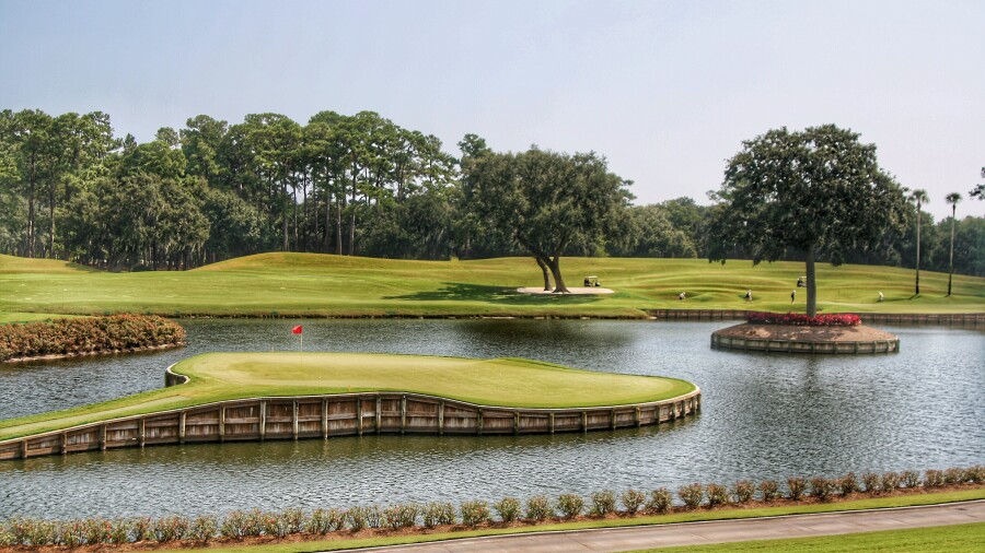 PLAYERS Stadium at TPC Sawgrass - No. 17