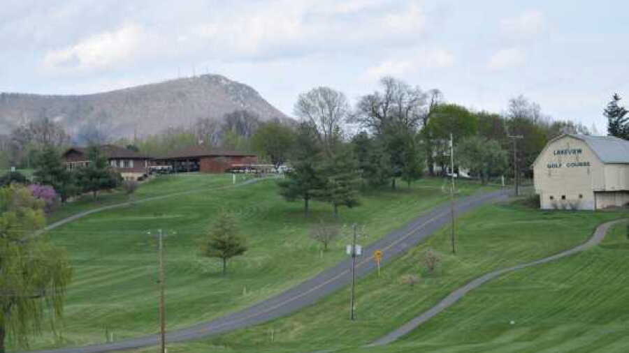 Lakeview GC: Clubhouse