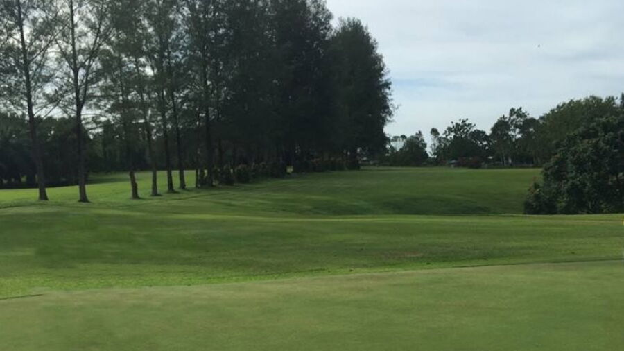 Lapangan Golf