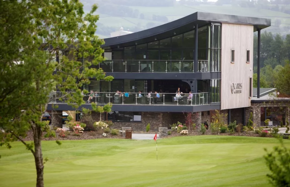 Carus Green GC: the clubhouse