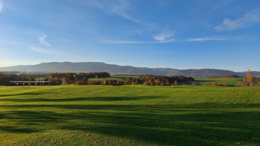 Ropice GC: Driving range