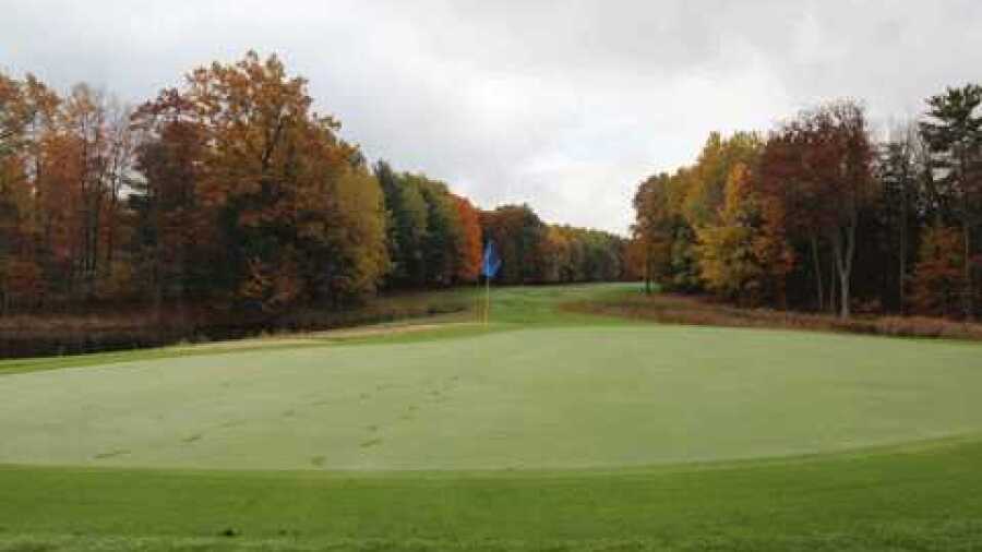 Royal at Canadian Lakes CC