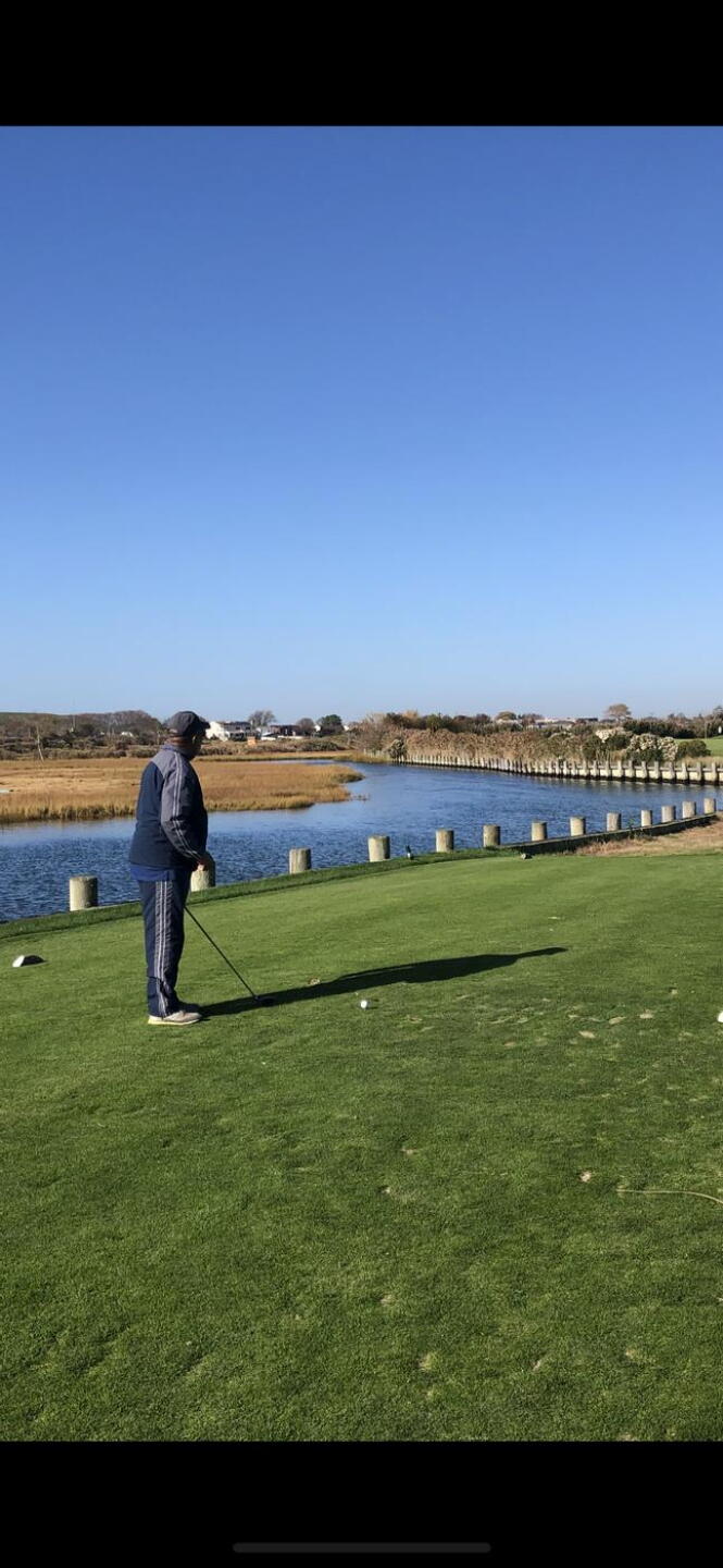 standing beside the Bay (Photo submitted by phischman on 11/11/2022)