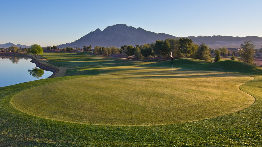 Stallion Mountain Golf Club - hole 6