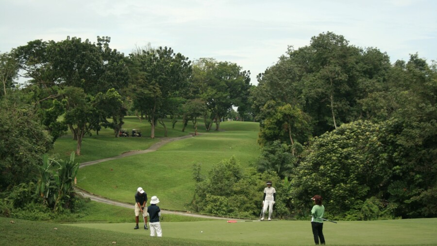 Bunga Raya course at Saujana Golf & C.C. - hole 5