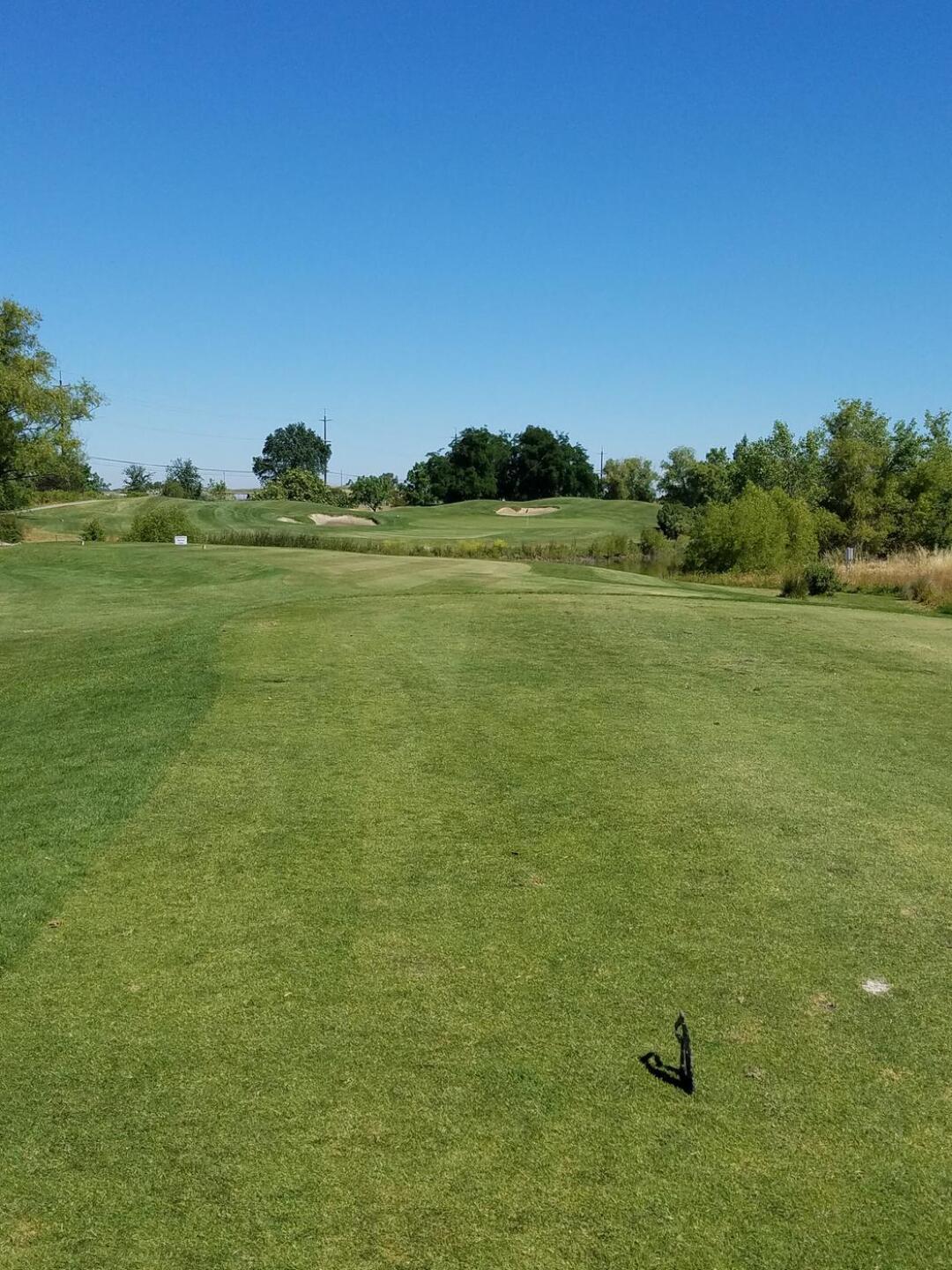 18th hole par 4 (Photo submitted by Titaniumhen on 05/19/2017)