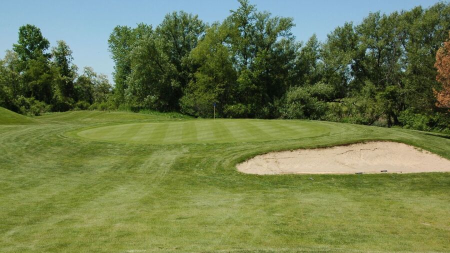 Myth Golf & Banquet - Regulation
