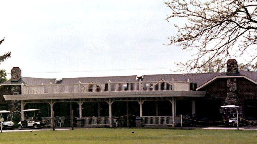 Spring Valley GC: Clubhouse