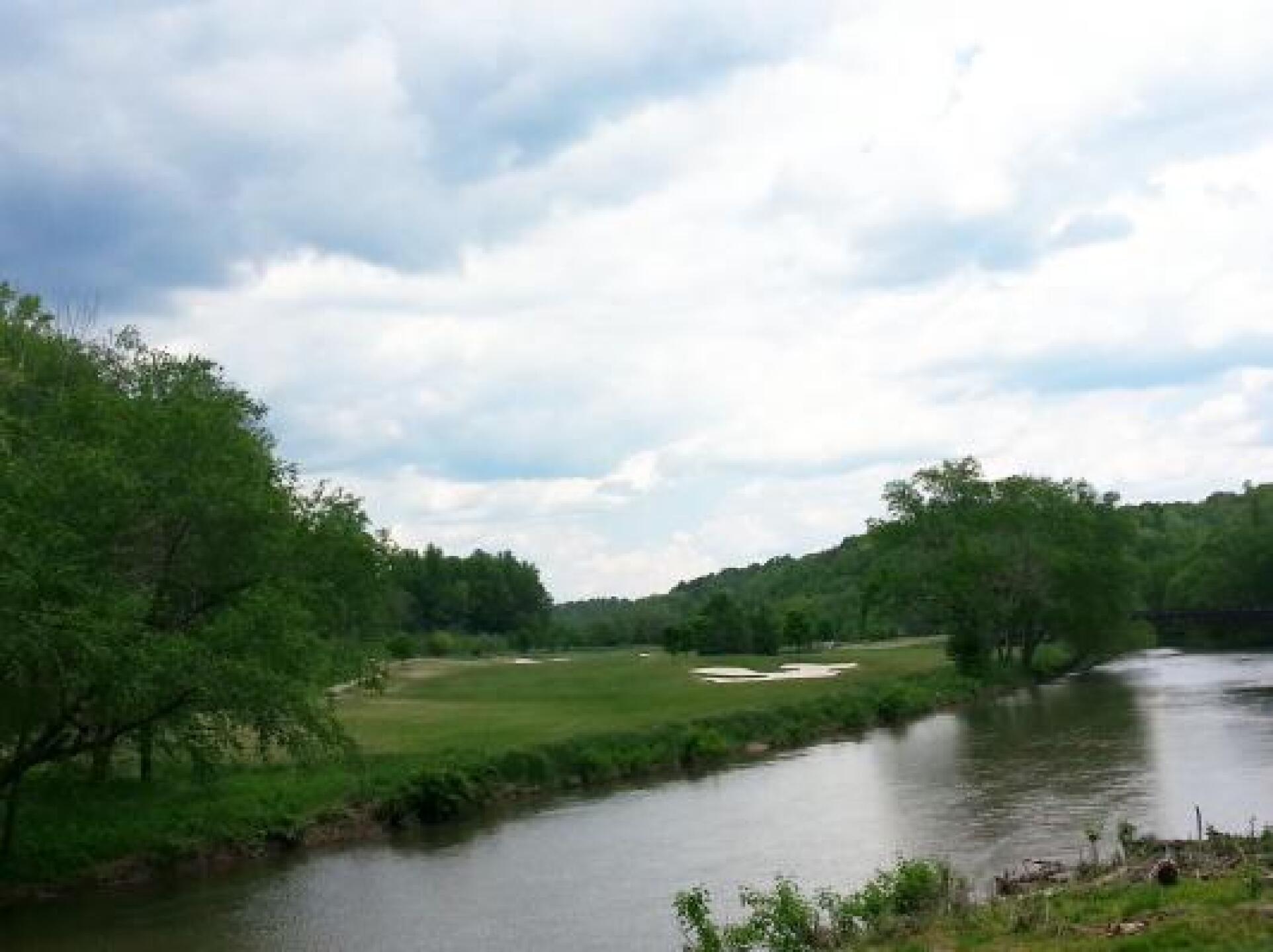 (Photo submitted by djohn330 on 05/10/2013)