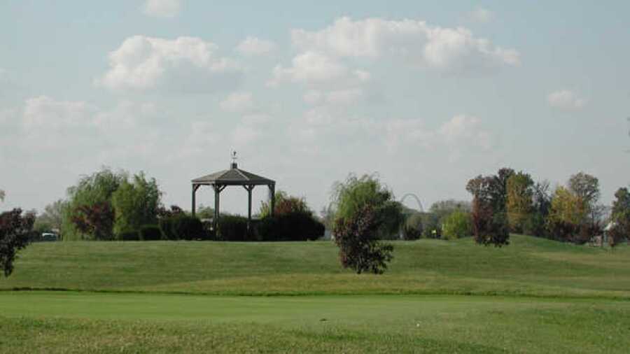 Indian Mounds GC