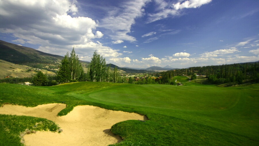 Raven G.C. at Three Peaks