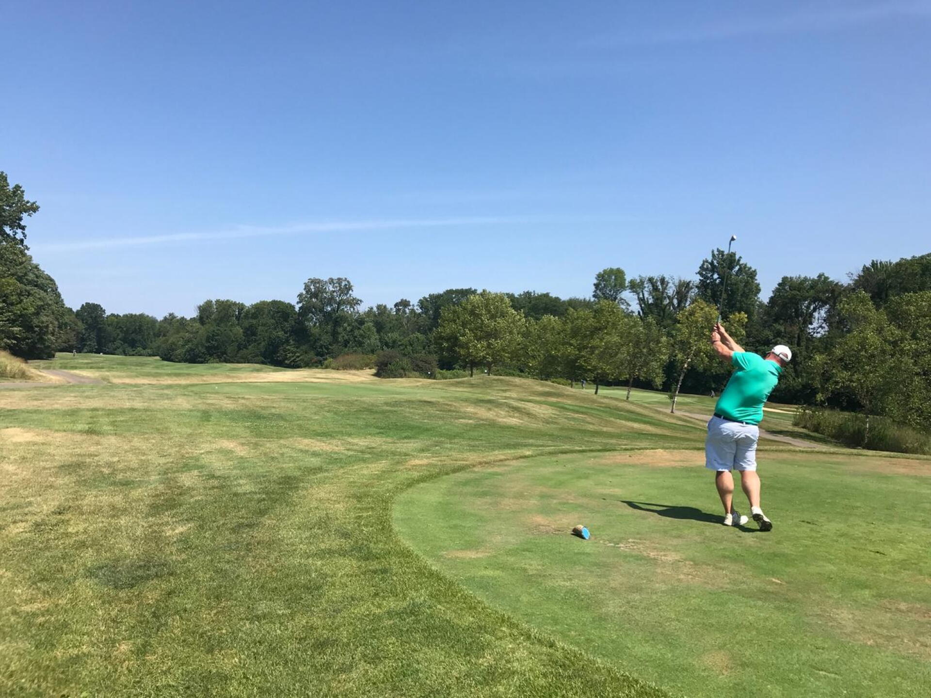 Par 5 sixth tee box (Photo submitted by carolinadad on 08/23/2017)