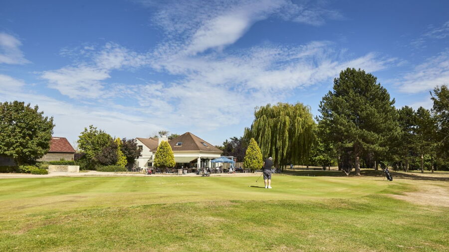 Villennes GC: Practice area