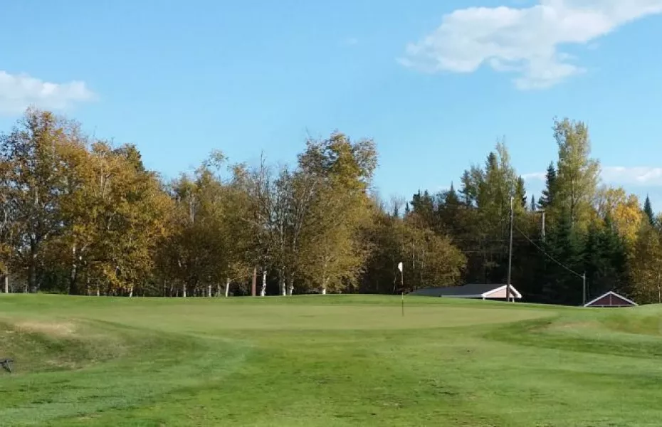 Club de Golf Ste-Marguerite: #18