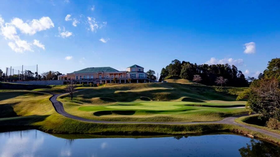 Taiheiyo Club Narita: #18 & clubhouse