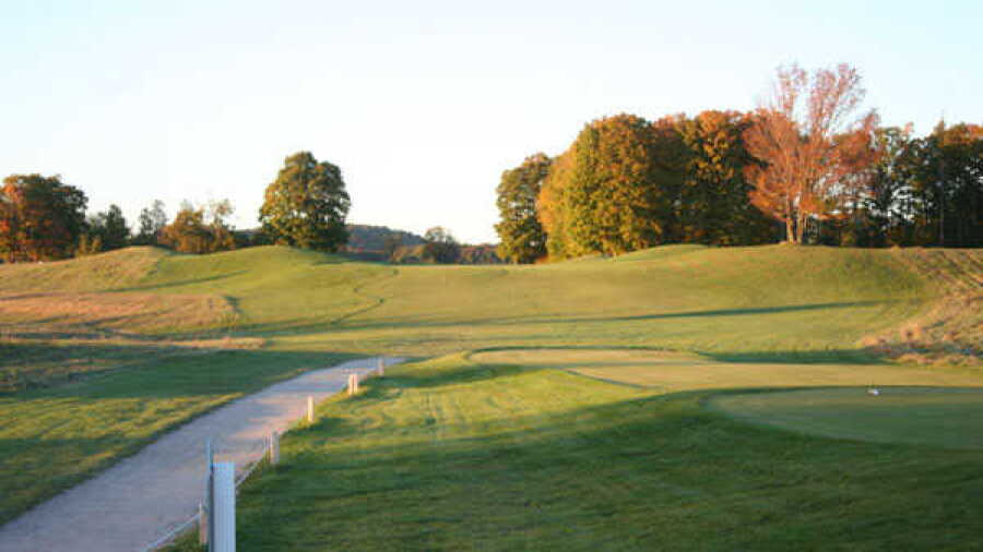 White at Mistwood GC