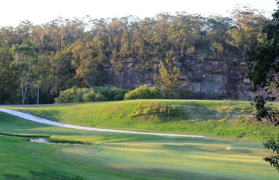 Riverside Oaks GC - Bungool: #5