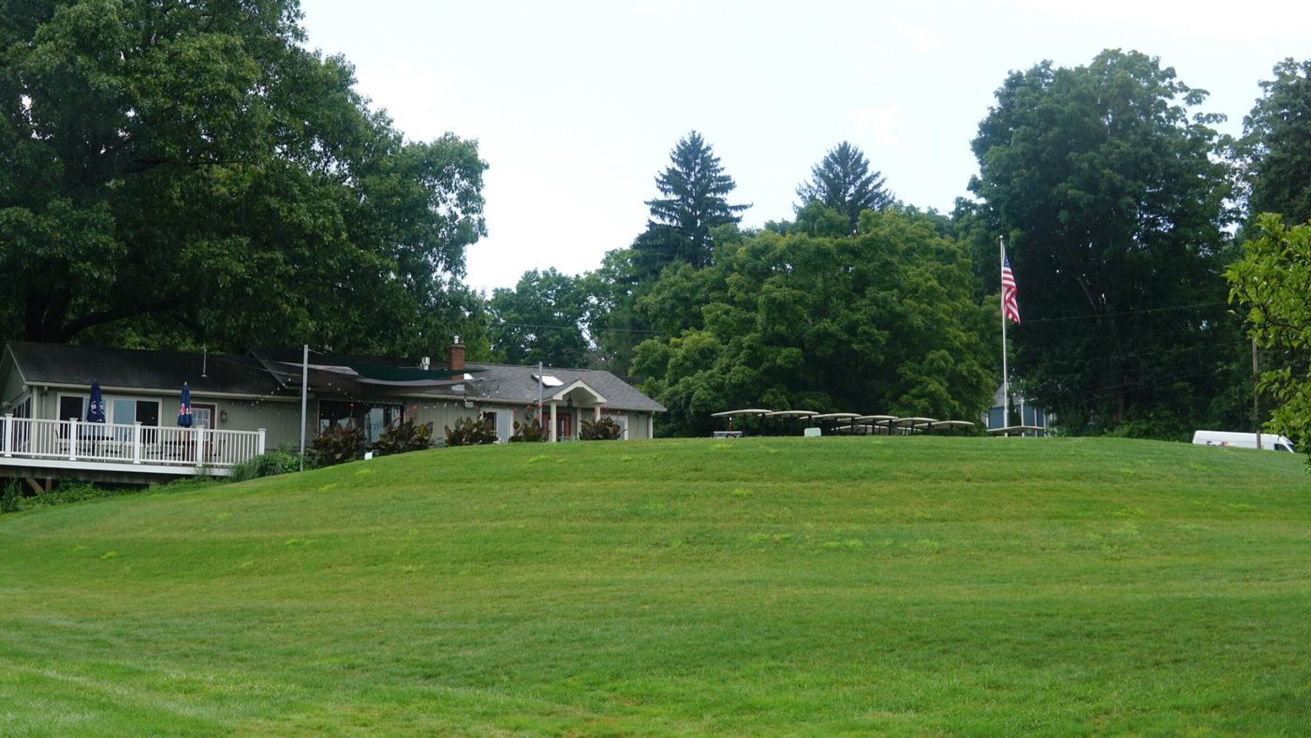 The Indian Springs Clubhouse. (Photo submitted by AptlyLinked on 08/20/2024)
