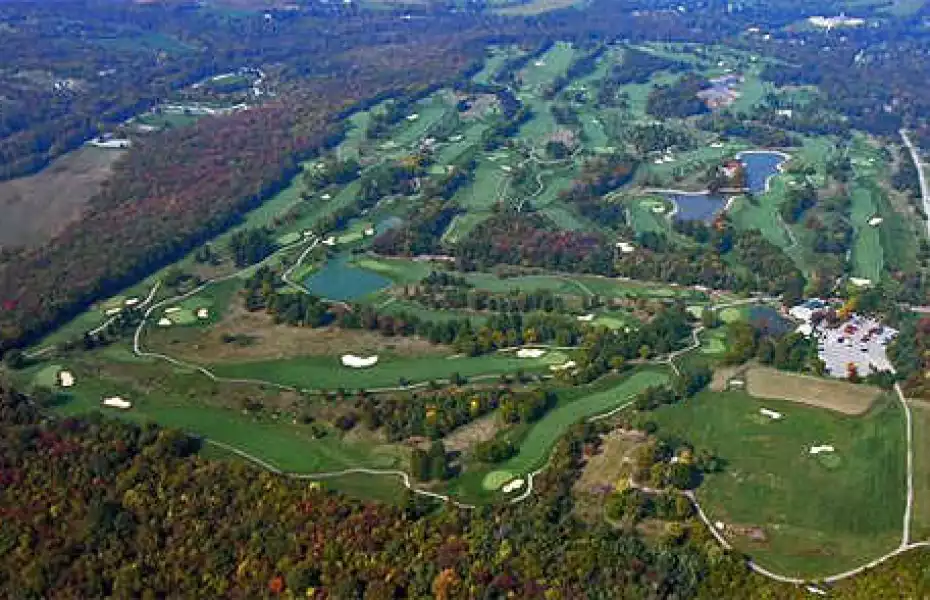 Weatherwax GC: Aerial view