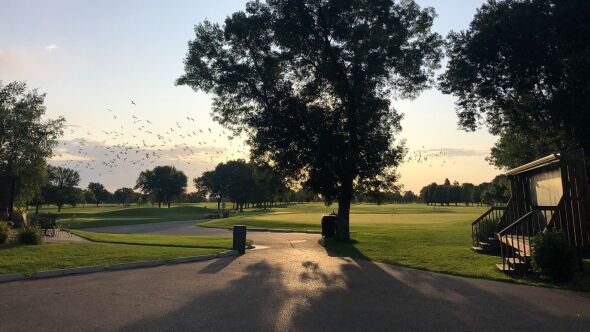 Cattail Crossing GC: Practice area