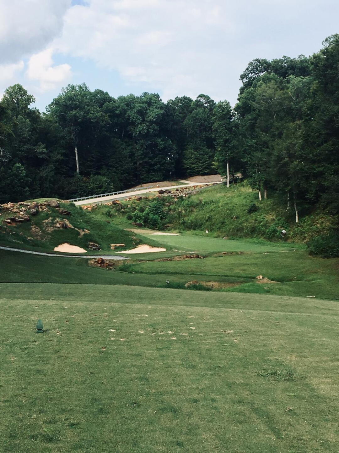 Par-3 15th hole, 143 yards. (Photo submitted by DenisDotson on 08/04/2019)