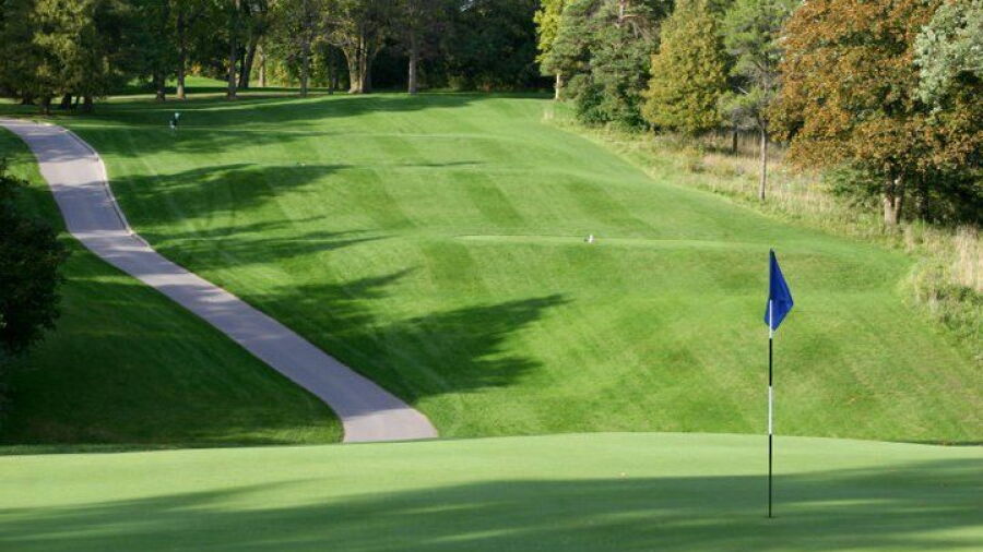 Sunningdale GCC - Thompson: #16