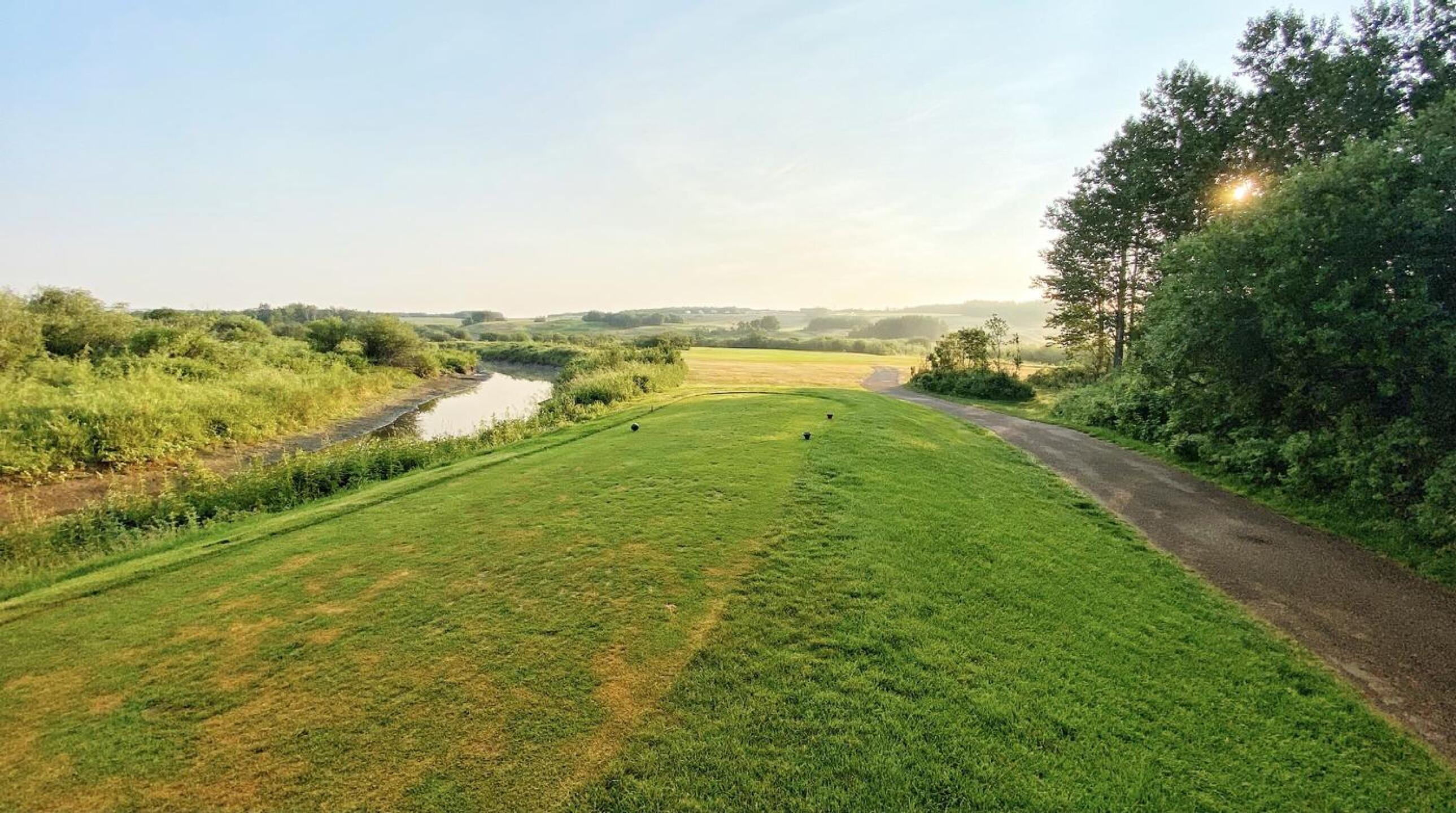 Mannville Riverview GC, Hole 7, Par 4, 365 yds (Photo submitted by DYakimec on 08/21/2021)