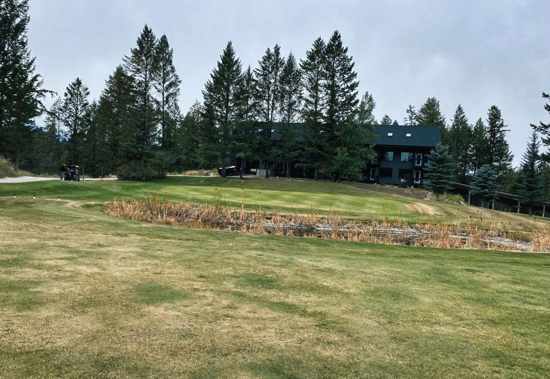 Radium GC, Hole 5, Par 4, 360 yds (Photo submitted by DYakimec on 10/29/2023)