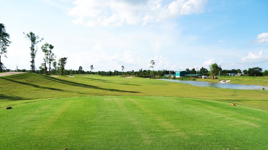 Royal Creek GC & Resort: #1