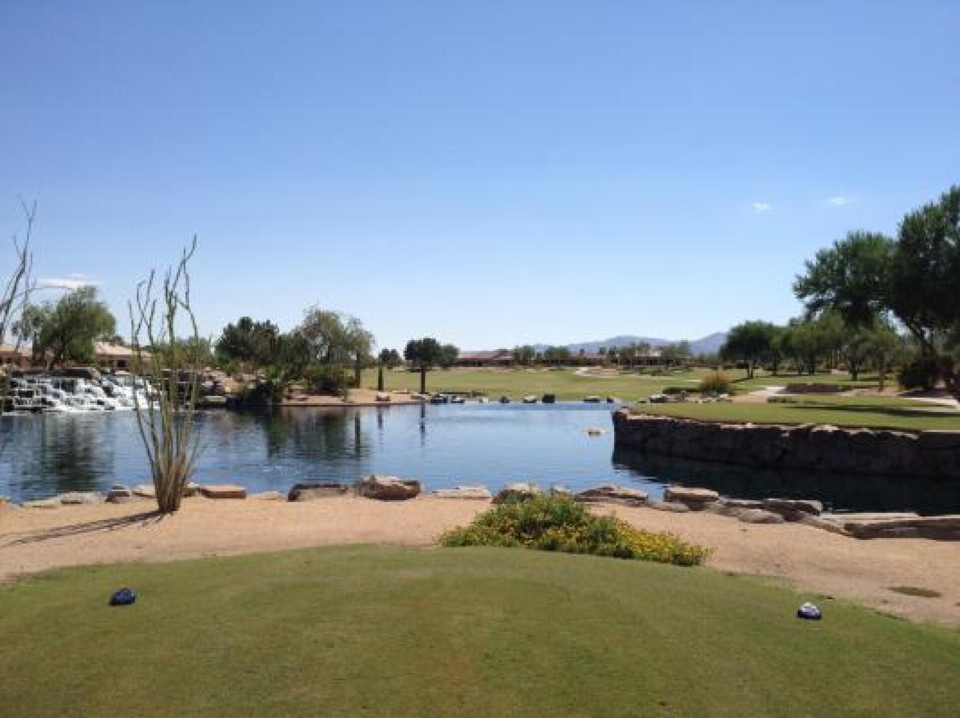 16th tee box on North Corse (tips) (Photo submitted by Brightwine on 08/11/2013)