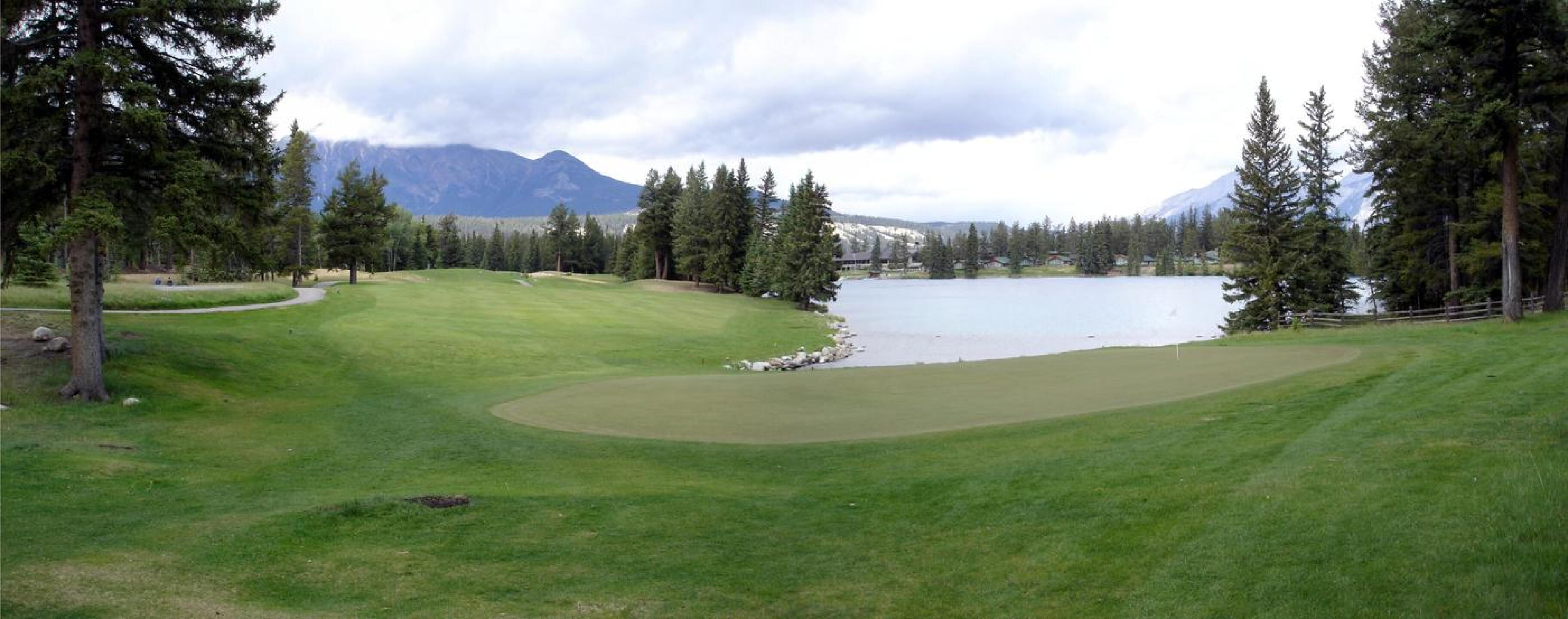 Jasper Park Lodge Golf Club, Hole 16, Par 4, 380 yds, The Bay (Photo submitted by DYakimec on 07/16/2017)