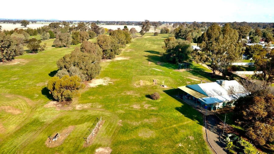 St James GC: Aerial