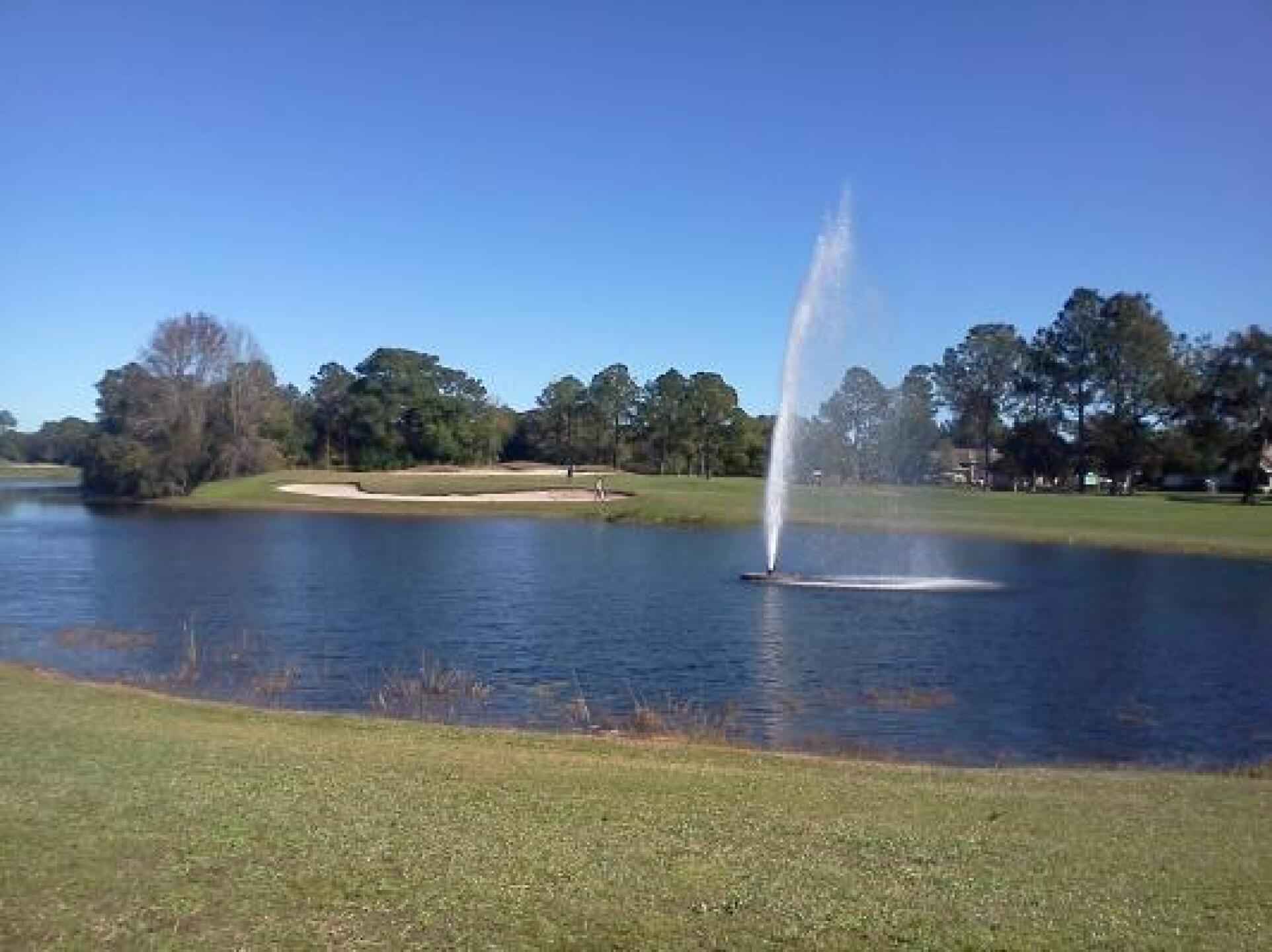 A par 3 beauty (Photo submitted by webelos on 01/14/2014)
