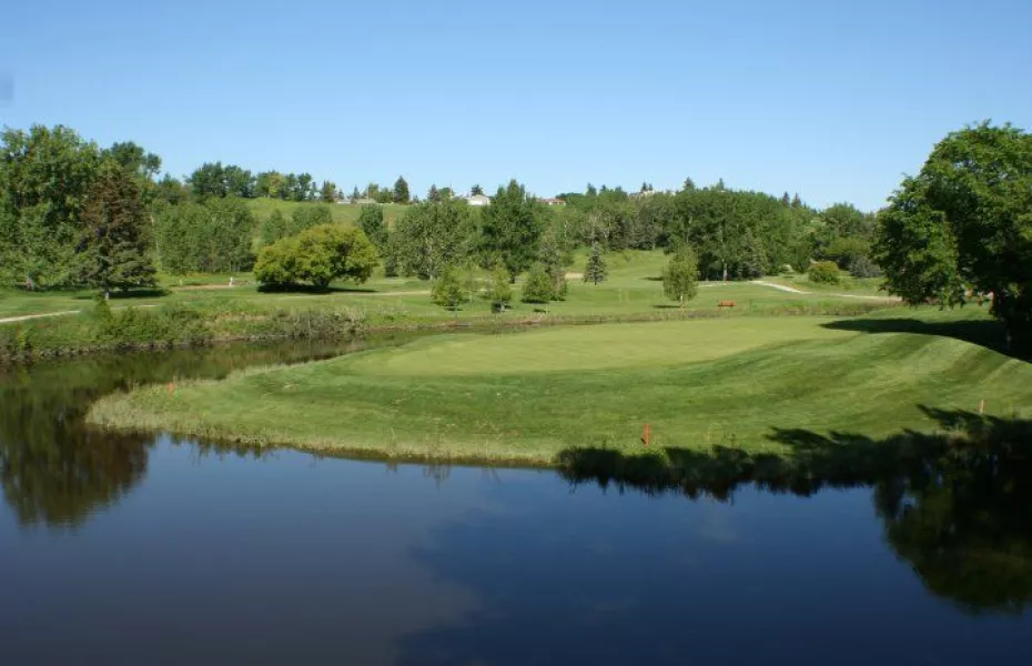 Calgary Elks Lodge & GC: #17
