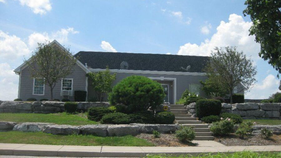 Eagle's Landing: clubhouse