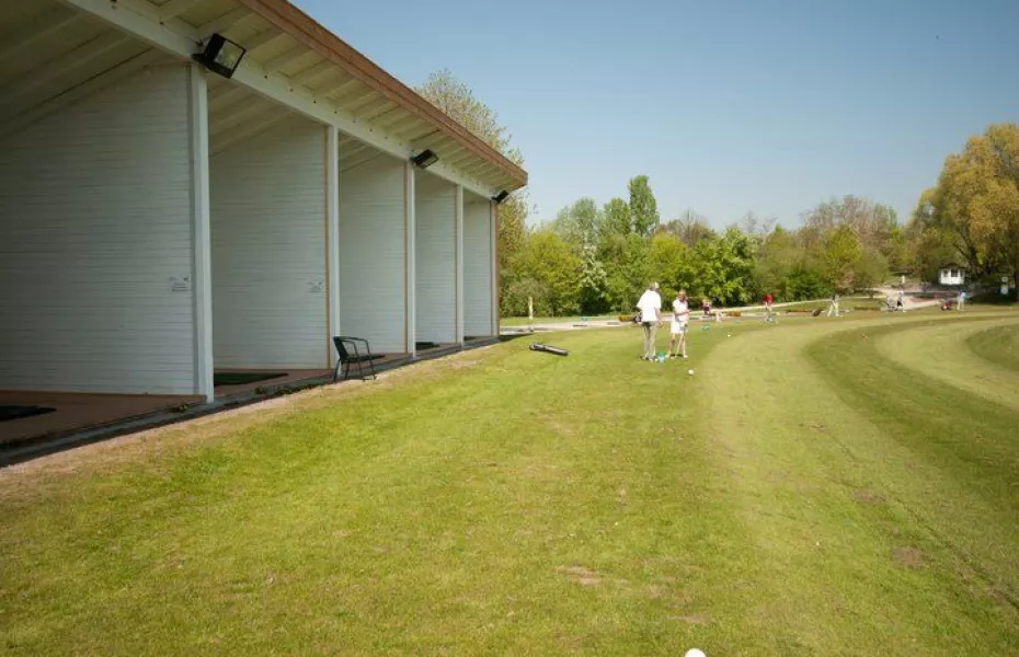 Muenchen Aschheim GP: driving range