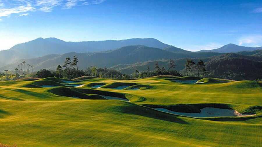 JNJ Golf Resort