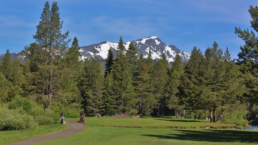 Lake Tahoe Golf Course - hole 6