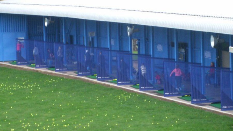 Gainsborough GC: Driving range