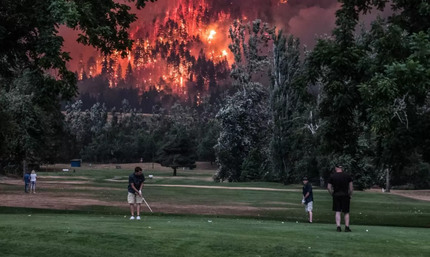Beacon Rock Golf Course - wildfire 