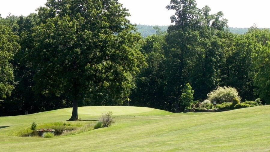 Cabin Greens GC